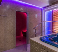 Двухместный люкс двуспальная кровать в Фонда