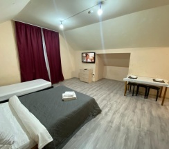 Номер студия (мансарда) в Марина