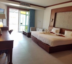 Двухместный люкс двуспальная кровать в Erawan Hotel