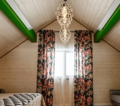 Коттедж Дуплекс с балконом и с красивым видом из окна в Заречье