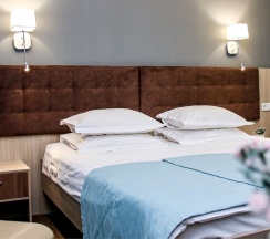 Номер 1 категории 1 большая кровать в Беловодье