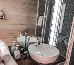 Трехместный номер в Rooms