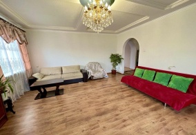 Апартаменты ArendaGrad (АрендаГрад) на улице Коммунистическая 5 в Смоленске