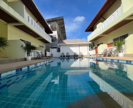 Студия с видом на бассейн в Sunrise Serenity