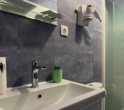 Геокупол с 1 двуспальной кроватью в Family Park