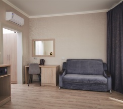 Джуниор сюит 29 кв.м. в Колизей