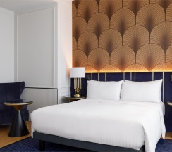 Представительский Люкс в Марриотт Империал Плаза