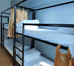 Нижнее место в общем 8ми местном номере №407 в Bla Bla Hostel