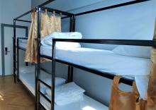Нижнее место в общем 8ми местном номере №407 в Bla Bla Hostel
