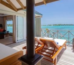 Двухместное бунгало Water (двуспальная кровать) в Курорт Cinnamon Dhonveli Maldives