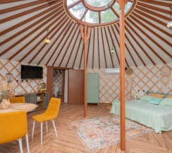 Юрта Лада в Папоротник