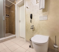 Комфорт + в Дом отель Apart