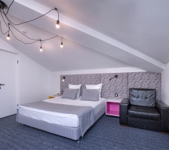 LOFT WHITE в Парадная