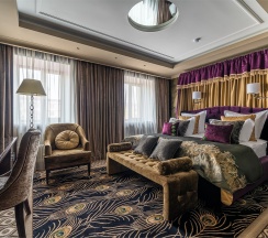 Улучшенный с кроватью «king-size» в Albora Boutique Hotel