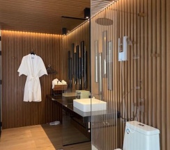 Люкс с видом на море в Nirundorn Resort