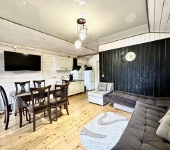 Коттедж № 1 в Aladdin Homes