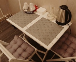 6Std Dbl - Студия 1 большая кровать в Латти