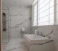 Двухместный полулюкс с балконом и с красивым видом из окна двуспальная кровать в Вилла Плёс