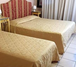 Трёхместный номер Standard в Hotel Ariston