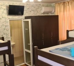 Номер Superior с красивым видом из окна в Диковинка Сочи