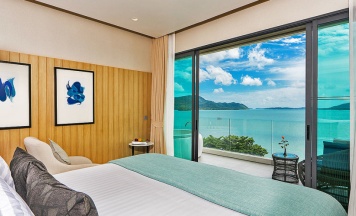 Двухместная студия Premier с видом на море двуспальная кровать в My Beach Resort Phuket