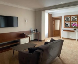 Семейный люкс в Kaspi boutique hotel