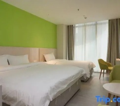 Семейный номер Standard в Beijing Saga Hotel