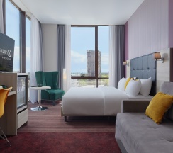 Панорамный люкс в Golden Tulip