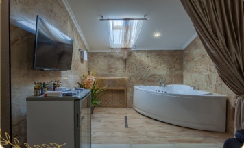 Номер люкс в RAЙ-SPA