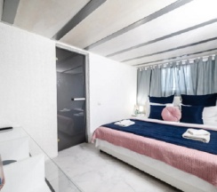Апартаменты VIP с сауной, джакузи и камином (SPA) в Loft SPA