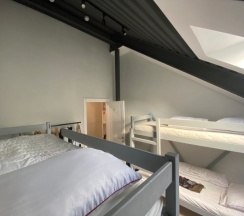 Место в 5-ти местном номере Комфорт (общий санузел) в Vavilov hostel