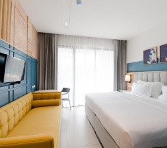 Двухместный номер Deluxe с видом на бассейн двуспальная кровать в Sugar Marina Resort - ART - Karon Beach