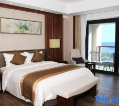 Двухместный семейный номер Superior с видом на море двуспальная кровать в Jinghai Hotel & Resort