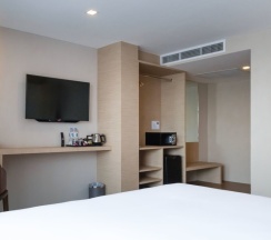 Четырёхместный номер Deluxe Premier с 2 комнатами в GLOW Pattaya