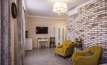 Номер комфорт бизнес Глупый Француз в Честный Чехов