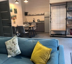 Стандартный дом с 2 спальнями, беседкой и мангалом в Мы дома-Зеркальный лес