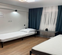 Трёхместный двухкомнатный номер категории стандарт в Городок