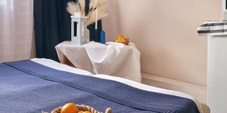 Лазаревское: Отель Речная