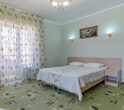 Двухместный номер Superior с балконом (двуспальная кровать) в Буржуазия