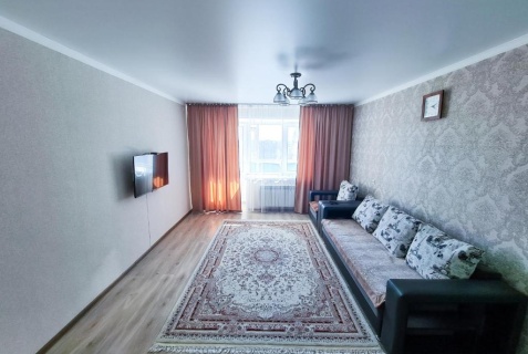 Семей: Апартаменты Elitnye apartamenty v Tsentre