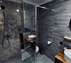 Люкс с одной кроватью размером King Size с окном (Отель Мёд) в Мёд & Маяк