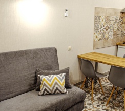 2-комнатные апартаменты люкс с балконом в Planeta MOV