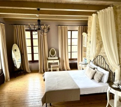 «Лилия» -4-х местный VIP номер в Chateau Andre