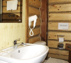 Двуместный номер в деревянном коттедже с cауной в Колыба