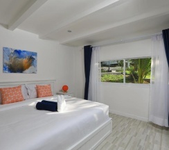 Двухместный номер Deluxe двуспальная кровать в Kata White Villas