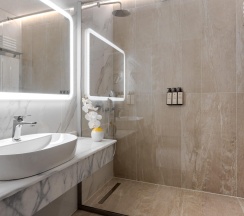 Номер улучшенный с 1 двуспальной кроватью в Zenith Resort Hotel&Spa Ultra All inclusive