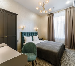 Комфорт с 1 кроватью в Simple Weekend inn hotel