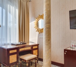 Двухкомнатный люкс в The Rooms Boutique Hotel