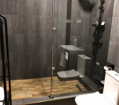 Deluxe room with balcony в Villa lazio