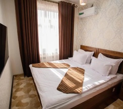 Четырёхместный номер Standard в Diyor Gold Hotel